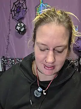 BabygurlJay - Squirt in cup and drink it