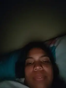 Cloee_hills1 - OPEN PUSSY IN CAMERA