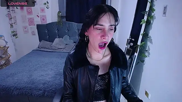 IsaBaileys_ - 1 doigt dans le trou