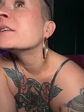 Quinnmariexo - BBC vs Werewolf toy fuck off show!
