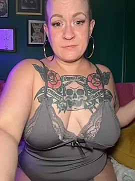 Quinnmariexo - BBC vs Werewolf toy fuck off show!