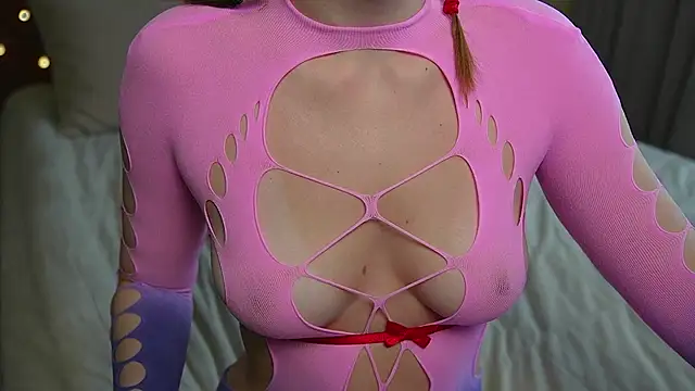 _wendydarling_ - let my nipples pop out