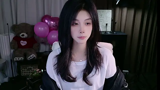 GUGUGAGA-1 - 换装秀💗
