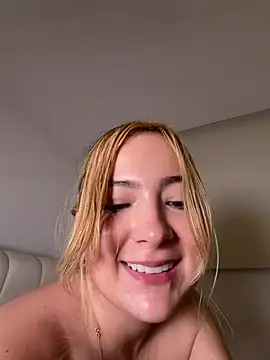 Carososo_ - finger pussy and salirte in bathroom
