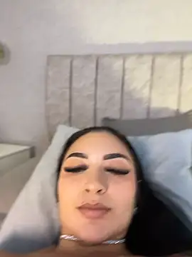Kathecute__ - SEXY SYTRIPTEASE FOR YOU,PLUGG IN ASS🔥