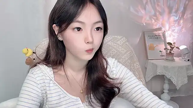 Wenwen8888 - 欧尼 你的世界少了我真的没关系嘛
