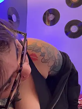 Miacanela_xo - Fuck my pussy
