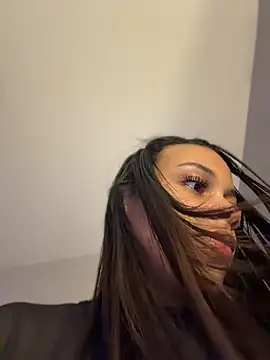 Petite_Baddie - Panties Off, HT gets toy contrl or snap