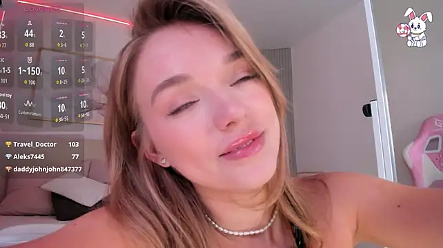 VirginChloe - SPANK THAT ASS TILL RED 🍑