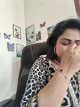 Pinky-2 - Oiling My Sexy Pussy Hole