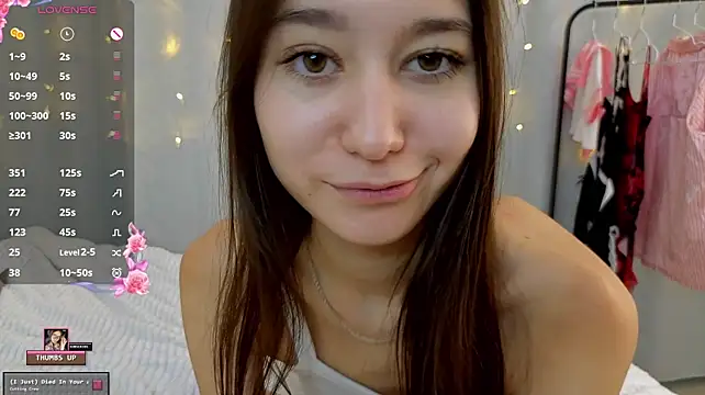 Enigmaemerald - Play with nipples