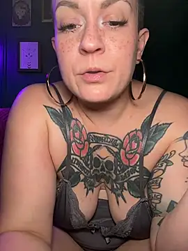 Quinnmariexo - BBC vs Werewolf toy fuck off show!