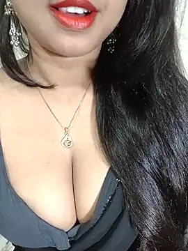 Miss_alina07 - Pussy show on 10 mint