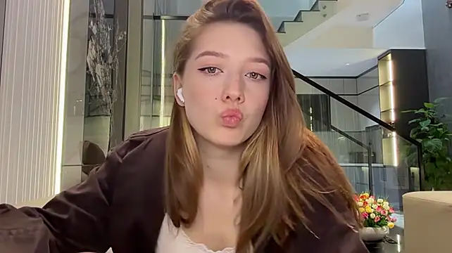 Lina_lu_ - Doggy tease