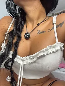 SolanyiVera - RIDE QUEEN + finger in ass 😈😋💥
