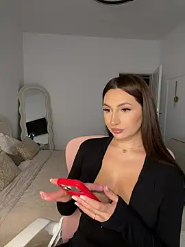 ClaraaJoy - Pleasure me or just love me