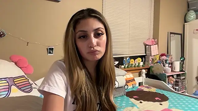 Badbihdani18 - Titty Flash!! 🍒