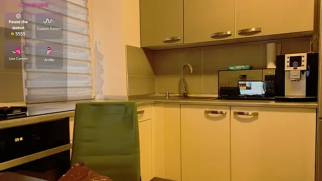 Alisoncassie - cum show