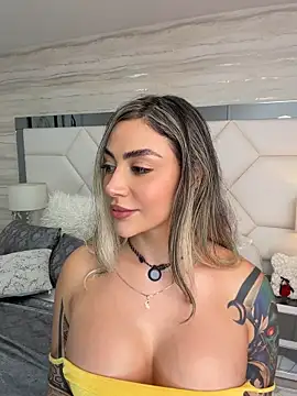 Miacoleman_ - fuck my wet pussy in doggy