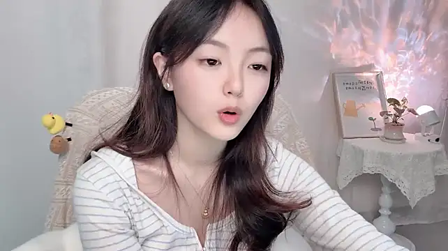 Wenwen8888 - 欧尼 你的世界少了我真的没关系嘛