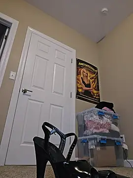 AmethystFoxx - Stretch pussy with tentacle dildo