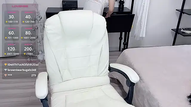 Fiona_999 - 新人莫妮卡，上下粉，手指难入求开发，你喜欢的我都有