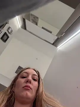 JessiTous - Make my ass red, 1 minute toy control