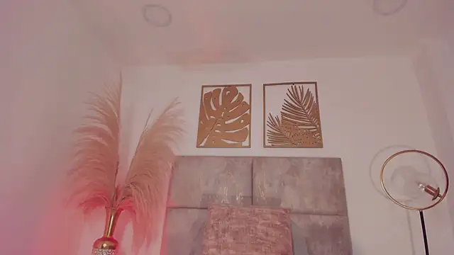 AriMoonn_