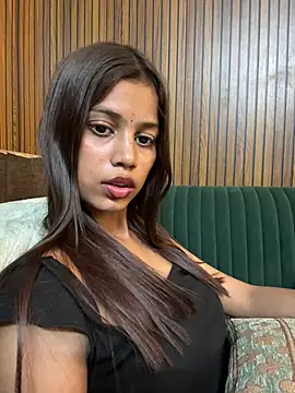 Sexy_myraaaa - Pussy show🥵