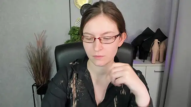 EmmaxDelight - Remove shirt and stay in bra~