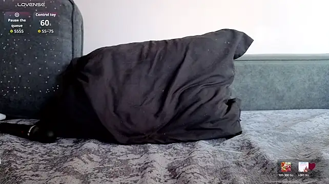 Nikky_drive - put on stockings