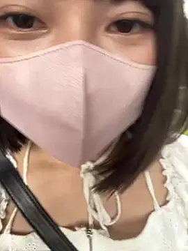 Ema_xx - コンビニでお水買う〜！！