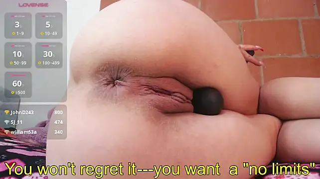 RubyEmerald - play ass big dildo