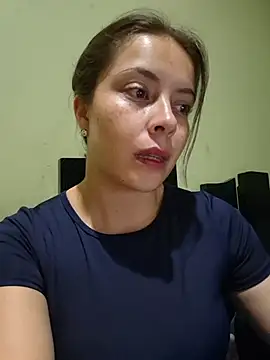 Emmasweet_Val - bring your big, delicious tits closer 🍒
