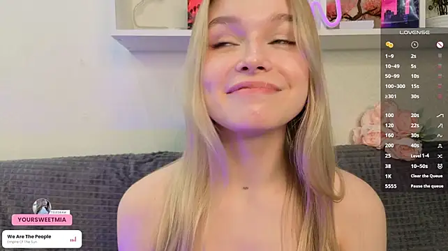 Cuteloat - spank me!