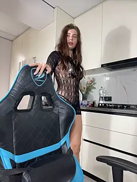 CurlyLara - 🥵Naked+VIDEO FOR LAST TIP
