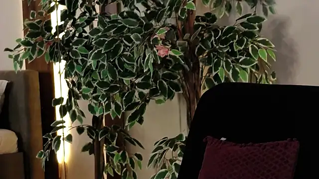 EmyHilton - boobs tease naked