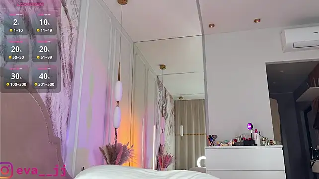 Eva_JJ