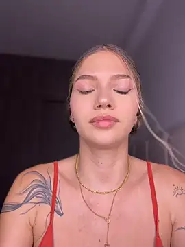 Miiel1_ - spanks hard up red ass 🔥🫢