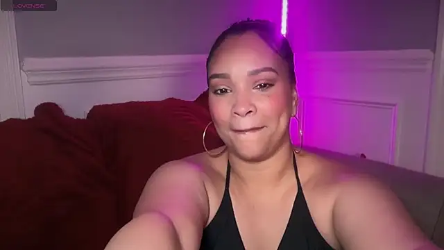SashaEstrella - lush ON