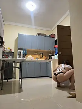 XPinaySarapX - TIP YOUR MAID