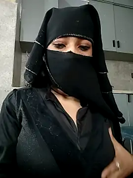 Noorkhatoon - Dildo in pusssy