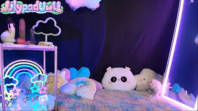 LilypadUwU - Lush in ⏾