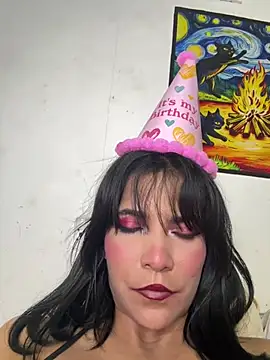 Kitty_Inferno - It's my birthday, help me make it specia