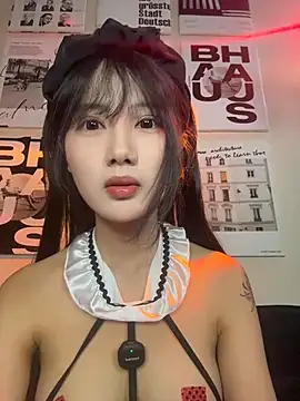 Xiaoxiao1001 - 小狗趴，拍子打屁股10下