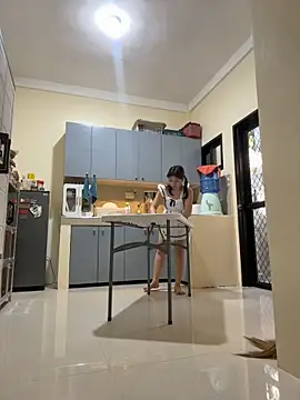 XPinaySarapX - TIP YOUR MAID