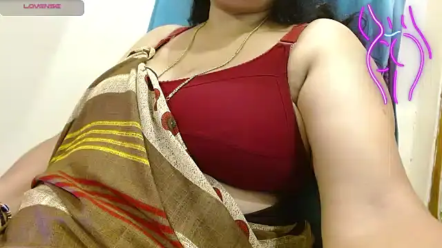 Telugu_pillapreethi - spank boobs with oily boobs