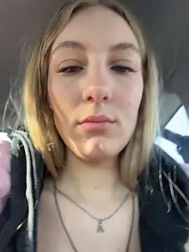 JessiTous - Make my ass red, 1 minute toy control