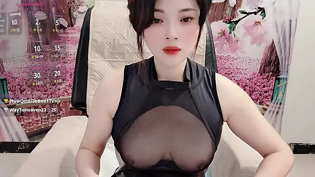 Xiaoxiao-258 - 大哥心情一不好，笑笑立马捏肩右按脚（蜡烛滴一滴屁股）
