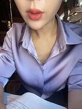 Zoe-520 - 户外哭乳娇喘